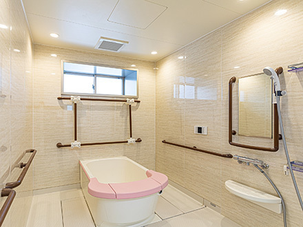 ル・グラン,ルグラン 一般浴場